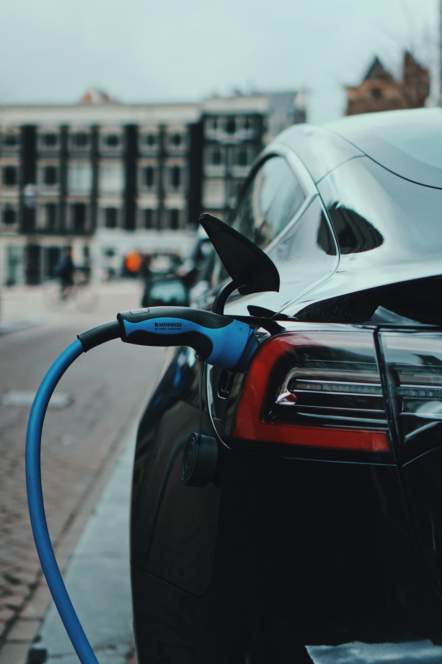Electric vehicle charging with a Type 2 connector